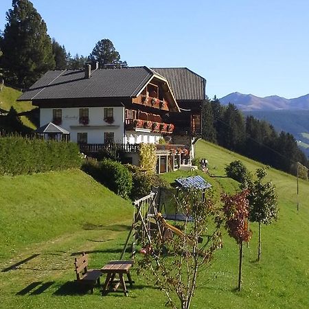 Berggasthaus Agritur Moserhof ไบรยัส ภายนอก รูปภาพ
