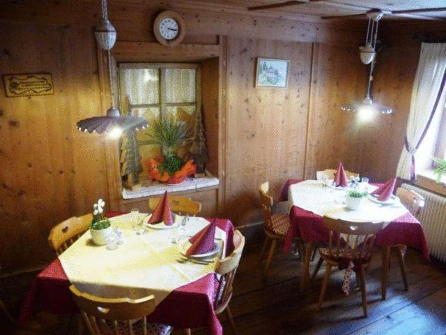 Berggasthaus Agritur Moserhof ไบรยัส ภายนอก รูปภาพ