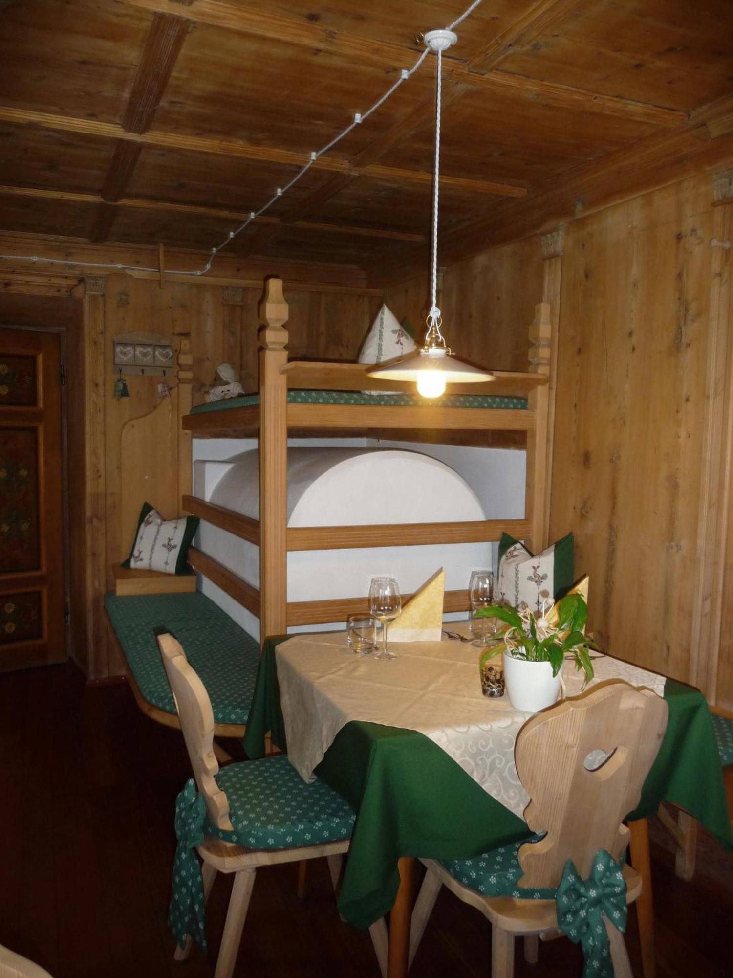Berggasthaus Agritur Moserhof ไบรยัส ภายนอก รูปภาพ