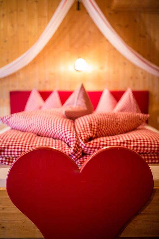 Berggasthaus Agritur Moserhof ไบรยัส ภายนอก รูปภาพ